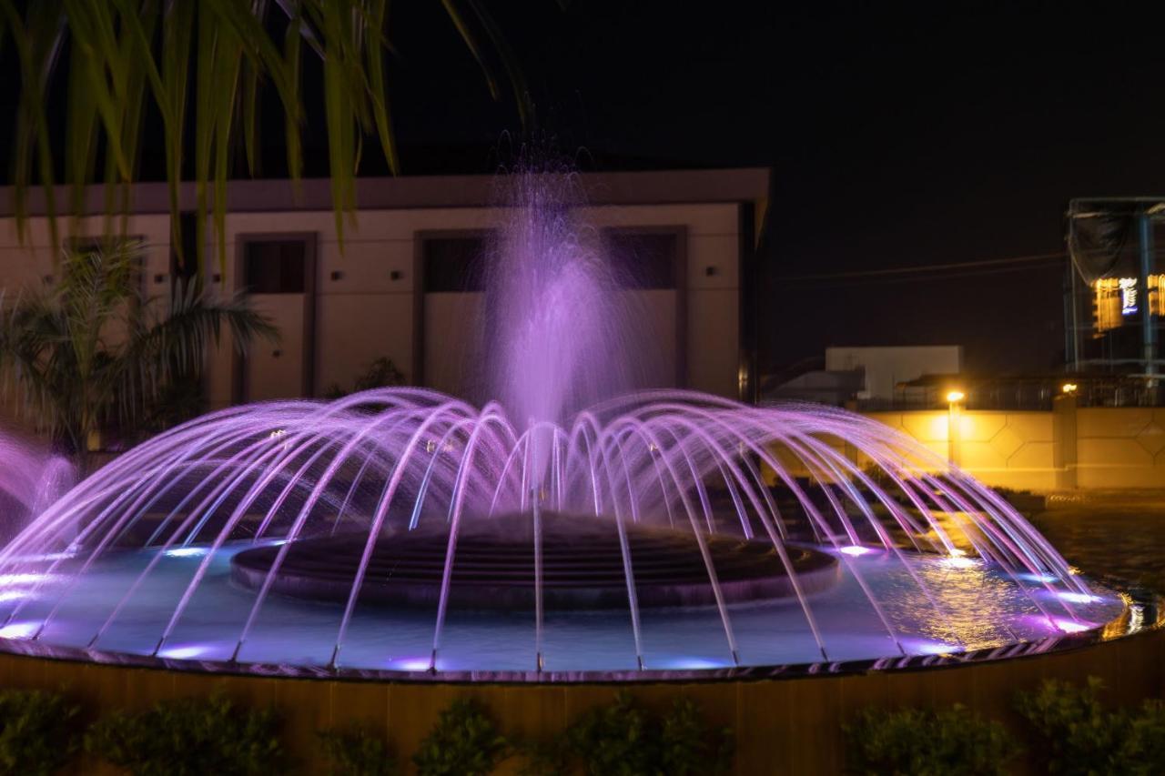 Imperial Plaza Hotel & Resort Джуба Экстерьер фото